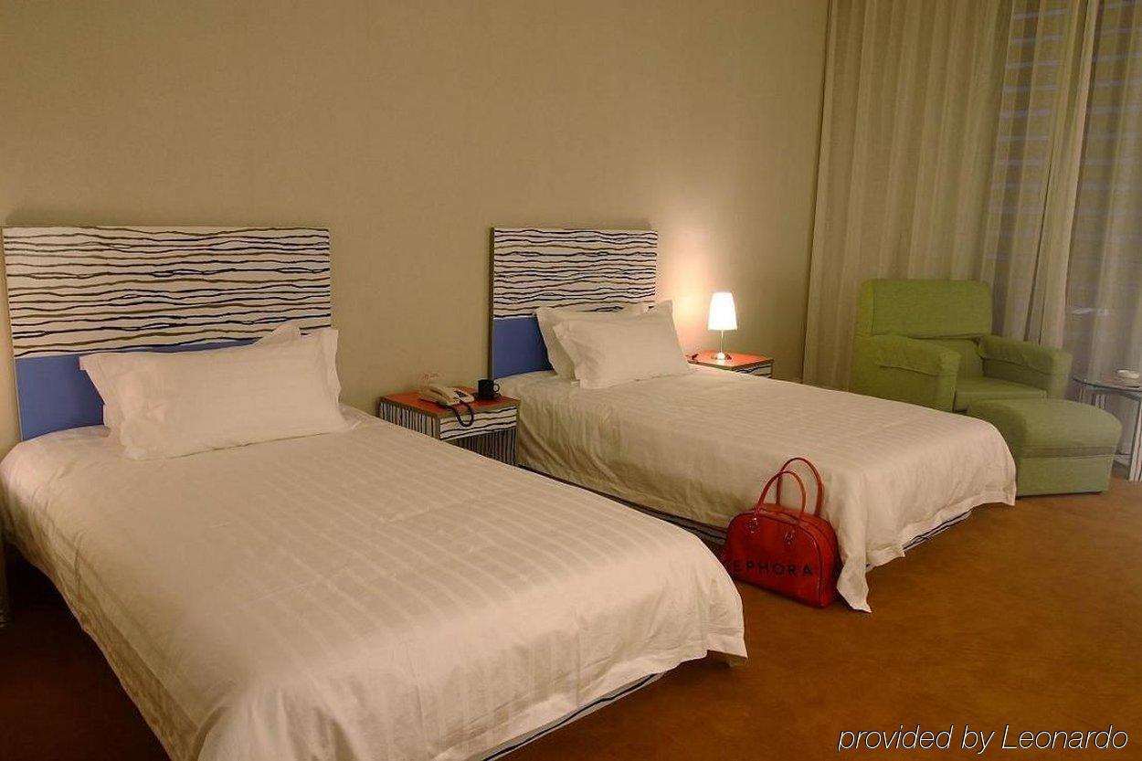 The Land Hotel Shanghai Ruang foto